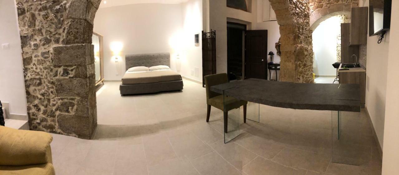 Ortigia Suite Сиракузы Экстерьер фото
