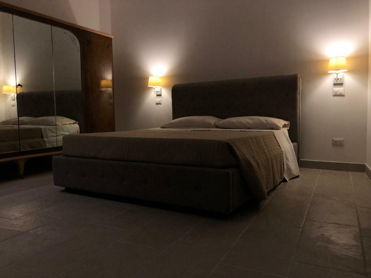 Ortigia Suite Сиракузы Экстерьер фото