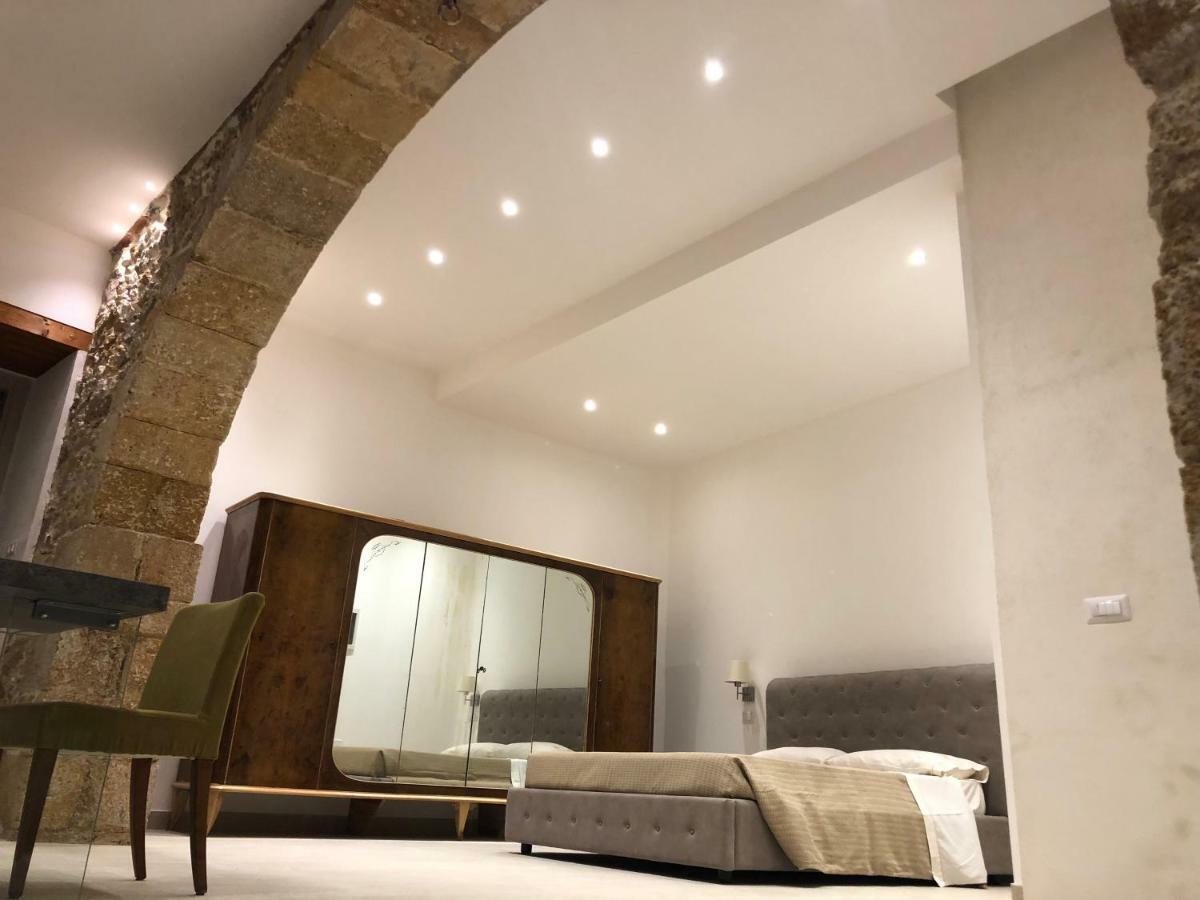Ortigia Suite Сиракузы Экстерьер фото